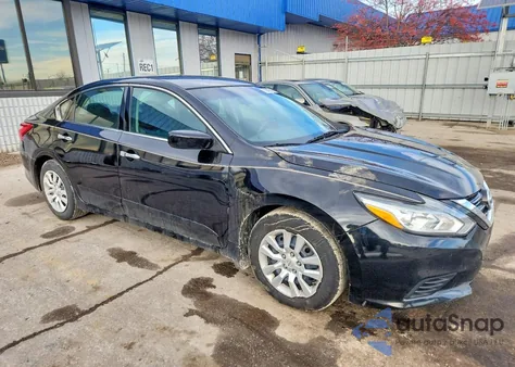 2016 Nissan Altima 2.5 из США, поврежденный, VIN 1N4AL3AP4GC121430